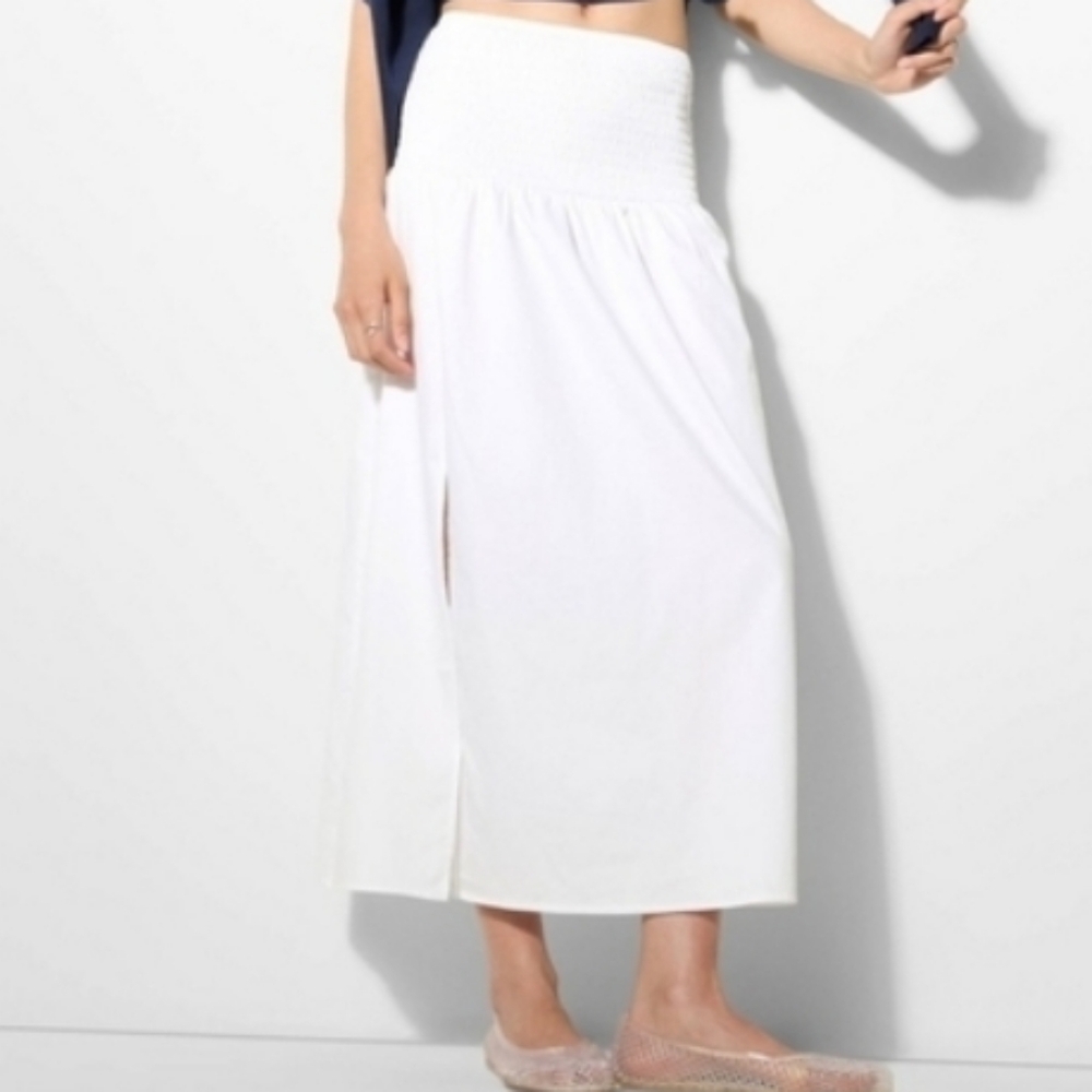 5/$25 Wild Fable White Smocked Waist Skirt